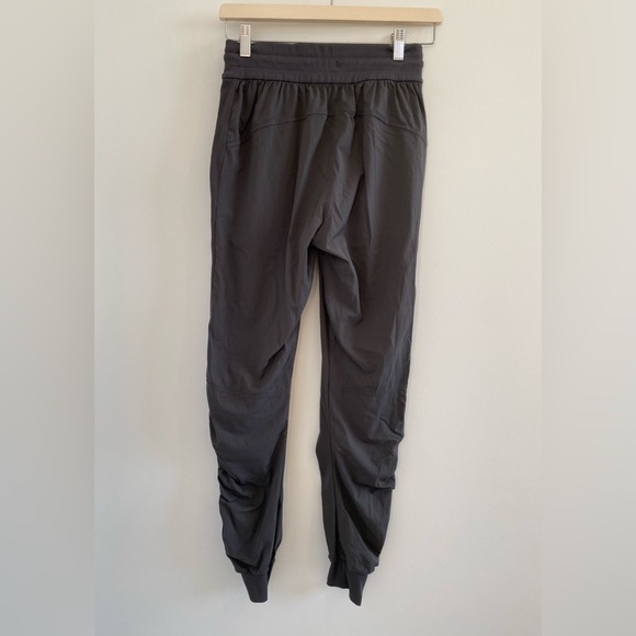 Lululemon Beyond The Studio Jogger In Graphite Grey Size 4 - Picture 9 of 12